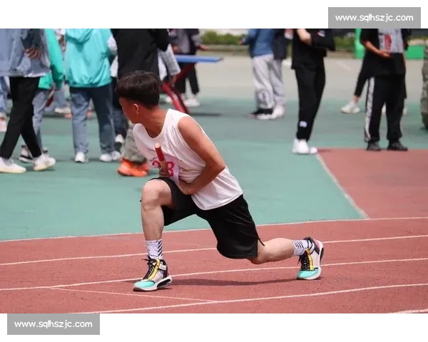 重庆电信职院运动会开幕：方阵舞燃爆青春赛场